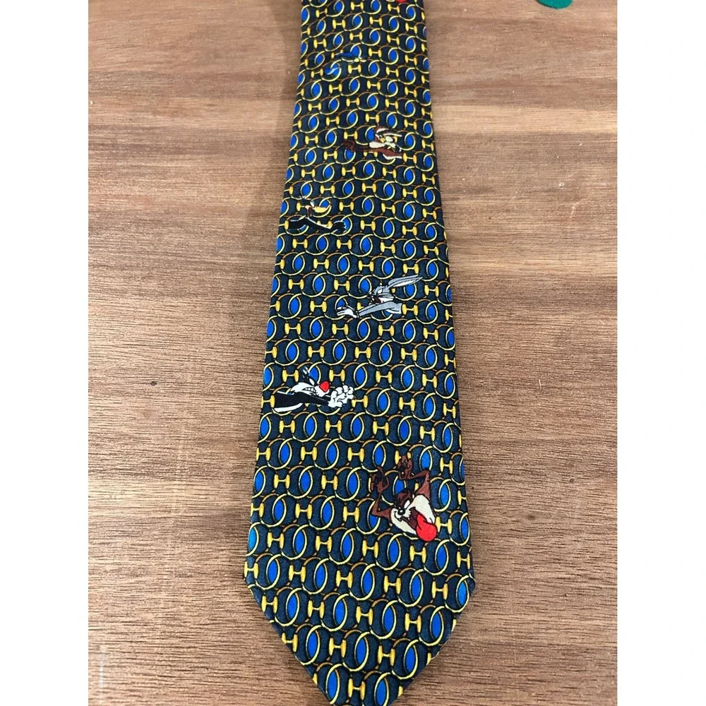 Vintage 1994 Looney Tunes Mania Tie Mens‎ Navy Blue Gold Bugs Bunny Taz Daffy